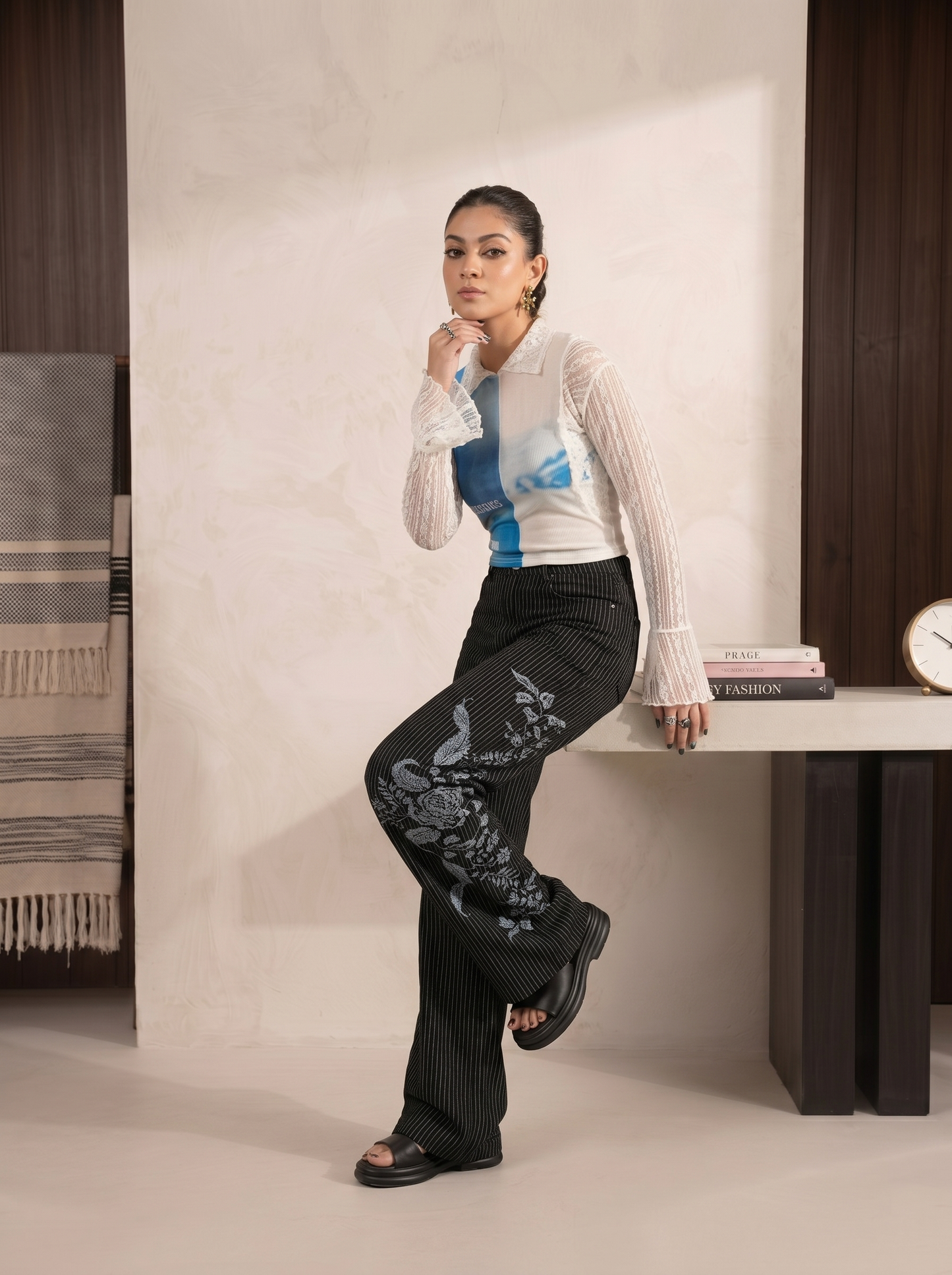 Wide-Leg Pant with Printed Motif