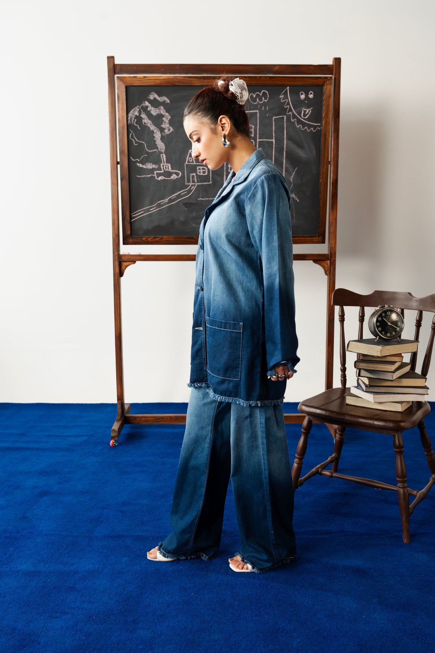 Gradient Shirt with Structured Coat Fit Cord Set Pant