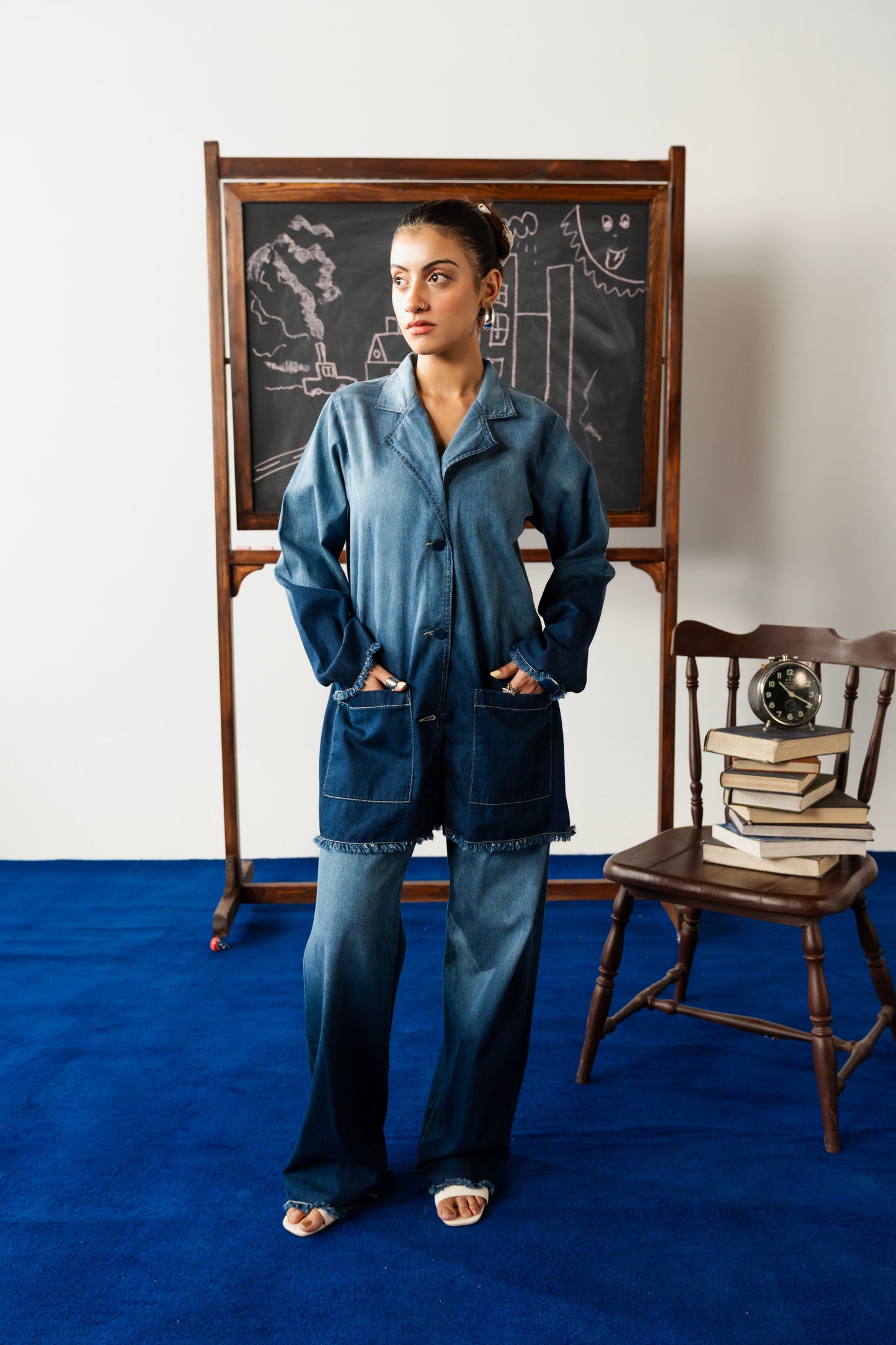 Gradient Shirt with Structured Coat Fit Cord Set Pant