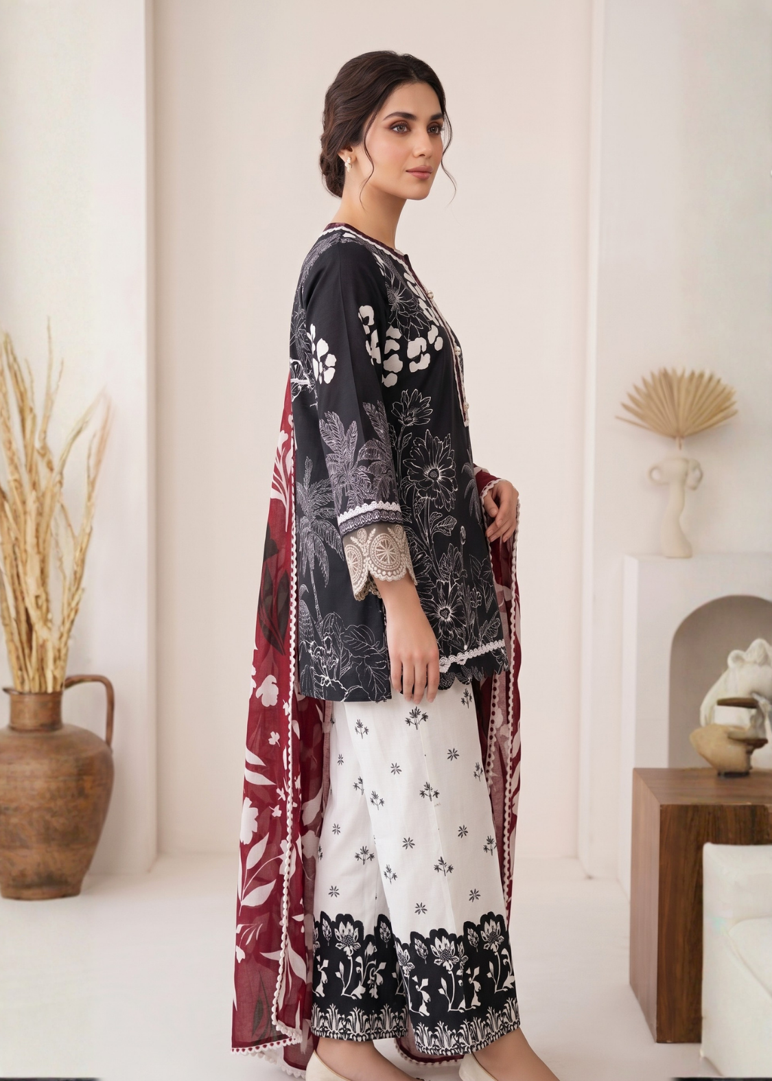 3-Pcs Stitched Lawn Suit Monochrome Muse